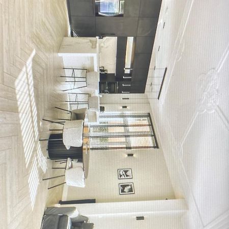 Appartement Alinluxuryhouse à Voluntari Extérieur photo