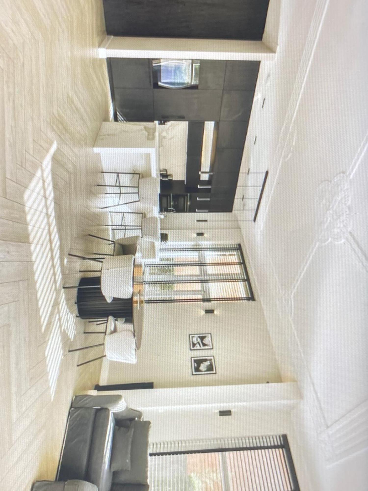 Appartement Alinluxuryhouse à Voluntari Extérieur photo